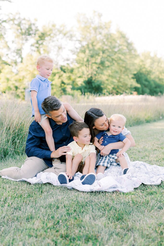 Greenwood Indiana family photos by Katelyn Ng Photography.